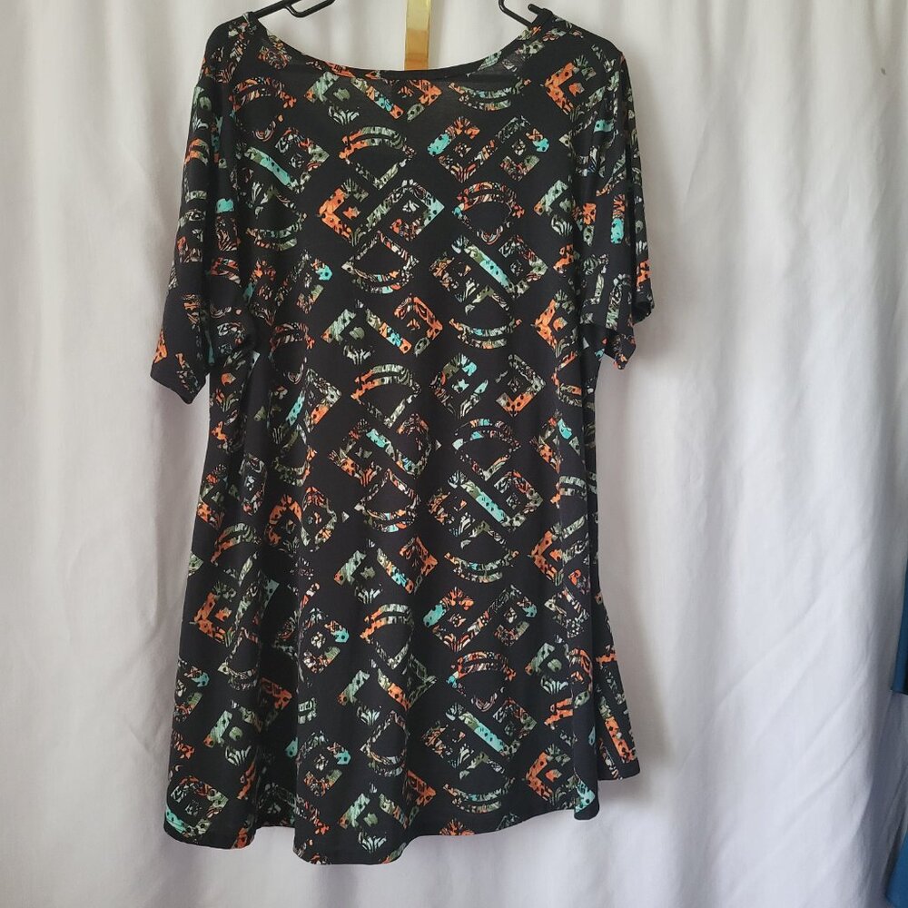 LuLaRoe Simply Comfortable Irma Tunic 2XL Hi-Low eclectic BOHO oversized flowy - Picture 2 of 8